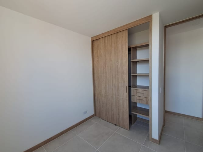 Apartamento de 2 alcobas en arriendo en Los Colegios, Rionegro, 63 m² · foto 7 de 12
