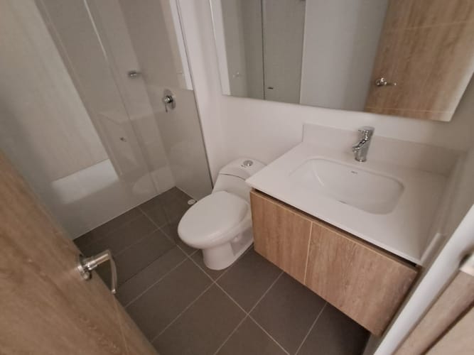 Apartamento de 2 alcobas en arriendo en Los Colegios, Rionegro, 63 m² · foto 9 de 12