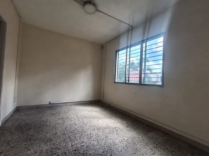 Casa de 5 alcobas en arriendo en Prado, Medellín, 160 m² · foto 9 de 20