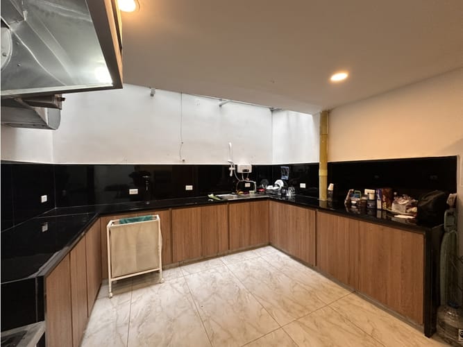 Local en arriendo en Santa Monica, Cali, 50 m² · foto 6 de 10