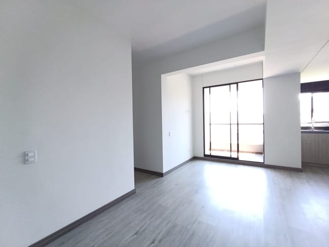 Apartamento de 3 alcobas en arriendo en San Diego, Medellín, 72 m² · foto 4 de 15