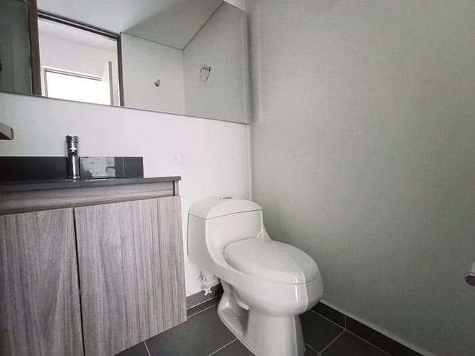 Apartamento de 3 alcobas en arriendo en San Diego, Medellín, 72 m² · foto 10 de 15