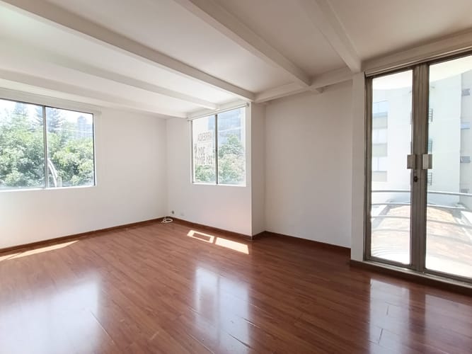 Apartamento de 2 alcobas en arriendo en El Poblado, Medellín, 83 m² · foto 3 de 14