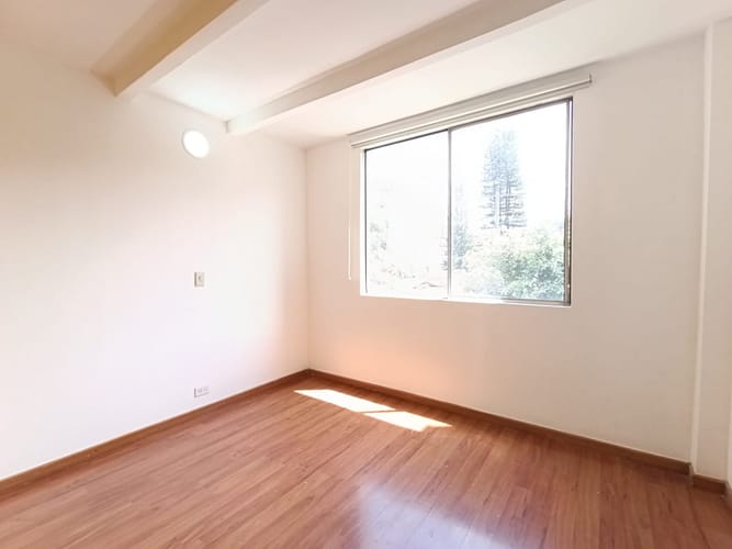 Apartamento de 2 alcobas en arriendo en El Poblado, Medellín, 83 m² · foto 7 de 14