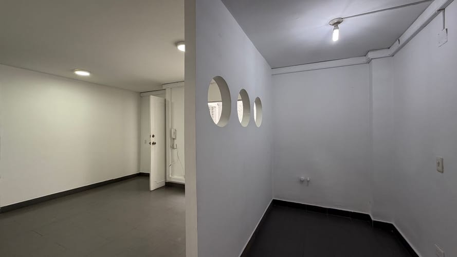 Oficina en arriendo en Laureles, Medellín, 43 m² · foto 8 de 11