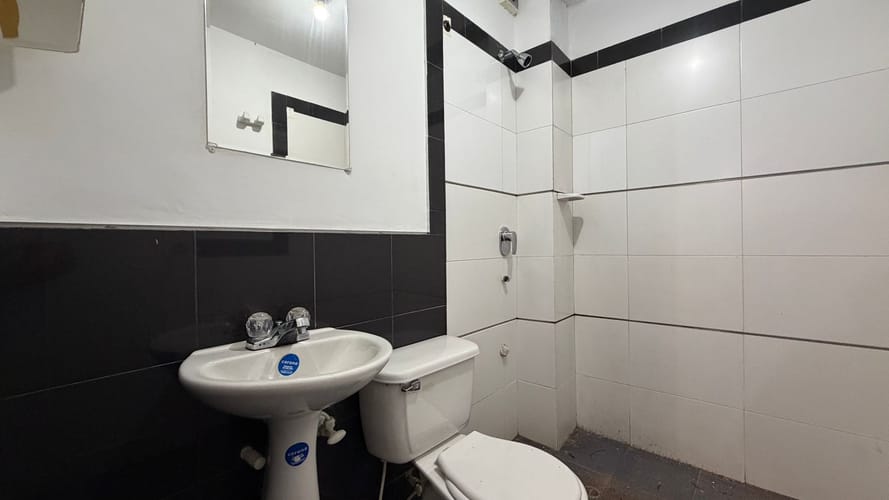 Oficina en arriendo en Laureles, Medellín, 43 m² · foto 9 de 11