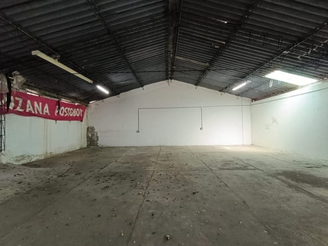 Bodega en arriendo en Centro, Bello, 1400 m² · foto 4 de 17