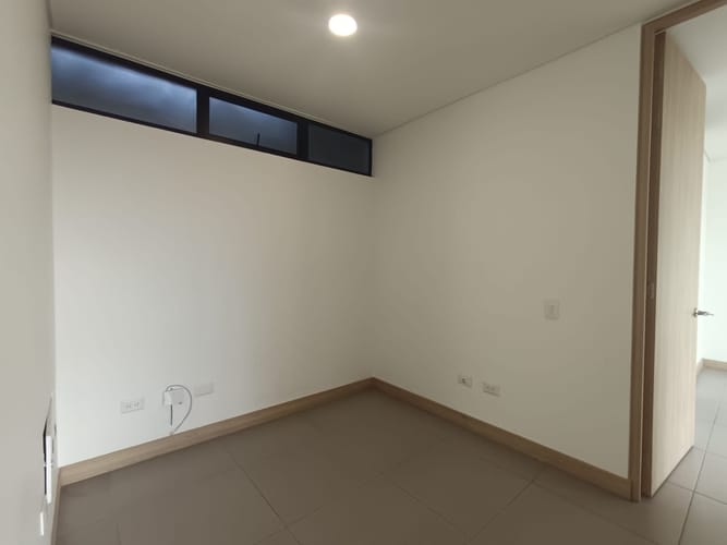 Apartamento de 2 alcobas en arriendo en El Poblado, Medellín, 98 m² · foto 7 de 16