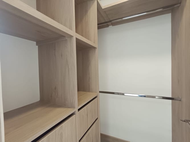Apartamento de 2 alcobas en arriendo en El Poblado, Medellín, 98 m² · foto 9 de 16