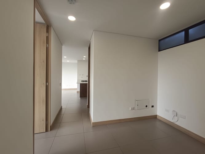 Apartamento de 2 alcobas en arriendo en El Poblado, Medellín, 98 m² · foto 15 de 16