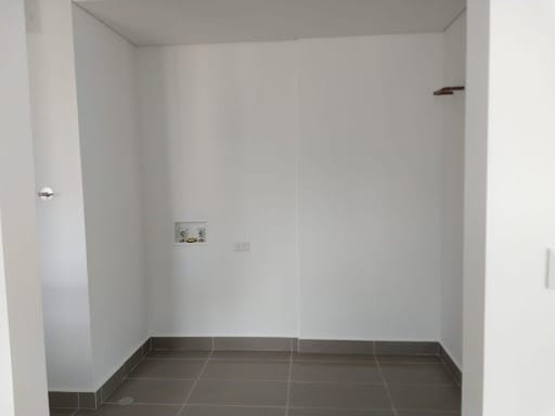 Apartamento de 3 alcobas en arriendo en Loma Del Escobero, Envigado, 103 m² · foto 15 de 17