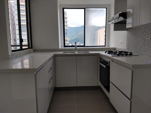 Apartamento de 3 alcobas en arriendo en Loma Del Escobero, Envigado, 103 m² · foto 16 de 17