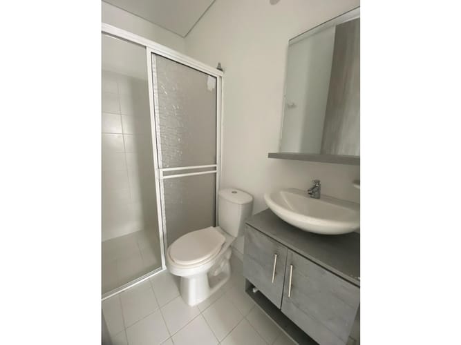 Apartamento de 2 alcobas en venta en Candelaria, 52 m² · foto 12 de 13