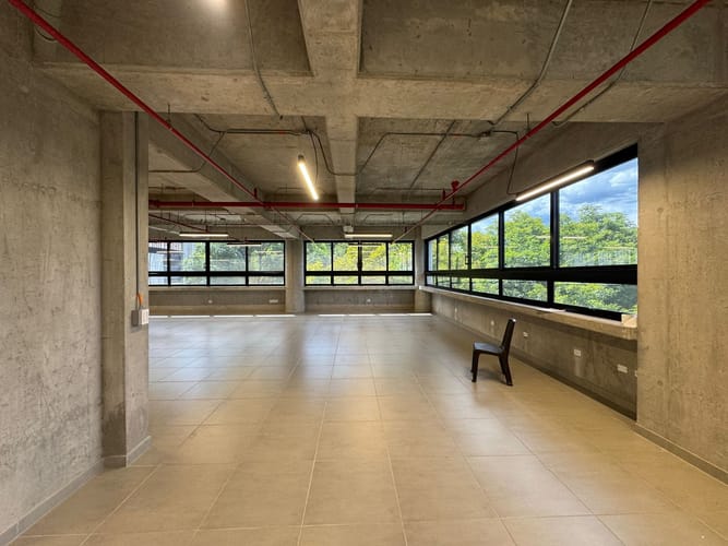 Oficina en arriendo en Santa Maria No. 3, Itagüí, 393 m² · foto 10 de 20