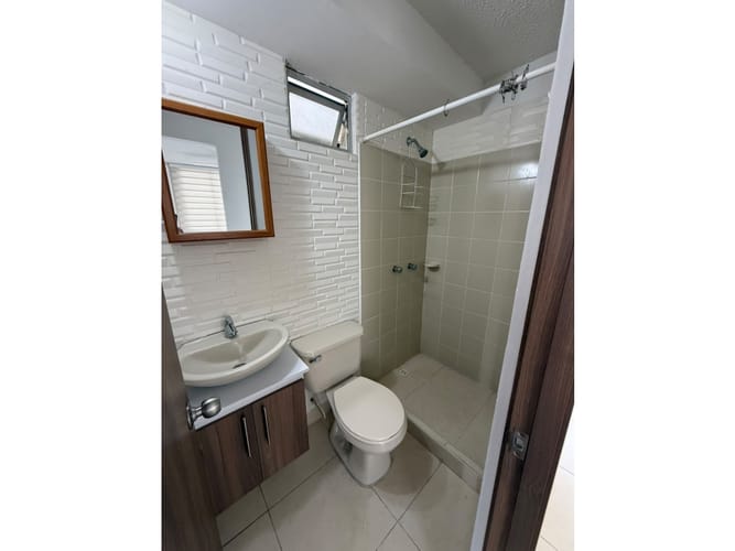 Apartamento de 2 alcobas en arriendo en Guabinas, Yumbo, 46 m² · foto 10 de 10