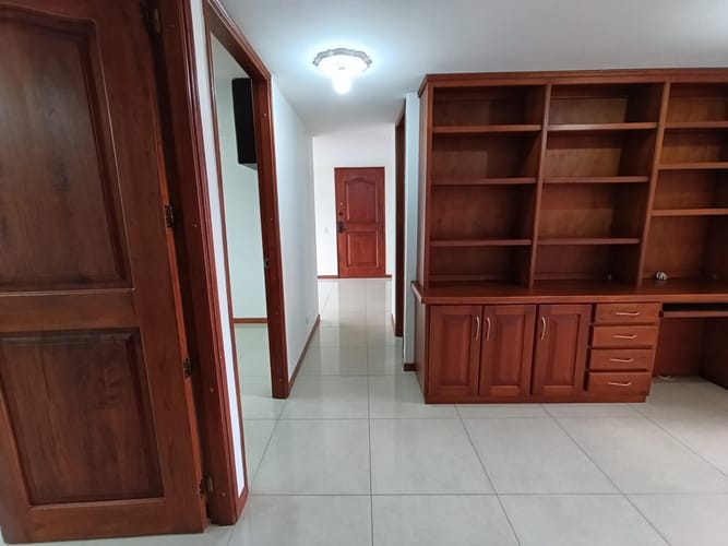Apartamento de 3 alcobas en arriendo en Laureles, Medellín, 94 m² · foto 13 de 20