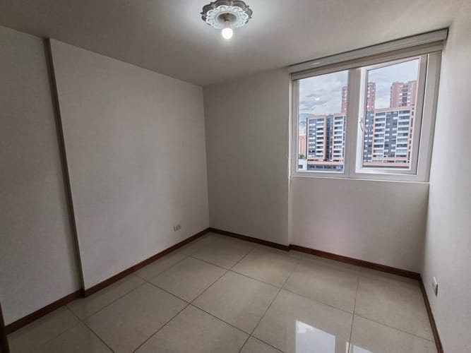 Apartamento de 3 alcobas en arriendo en Laureles, Medellín, 94 m² · foto 17 de 20