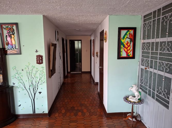 Casa de 9 alcobas en venta en Alqueria La Fragua, Bogotá, 233 m² · foto 18 de 24