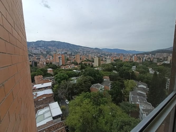 Consultorio en arriendo en Laureles, Medellín, 40 m² · foto 4 de 11