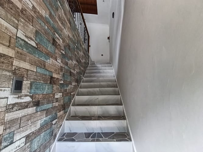 Casa de 5 alcobas en arriendo en Camino Verde, Envigado, 90 m² · foto 2 de 18