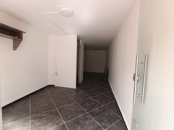 Local en arriendo en Mesa, Envigado, 24 m² · foto 3 de 8