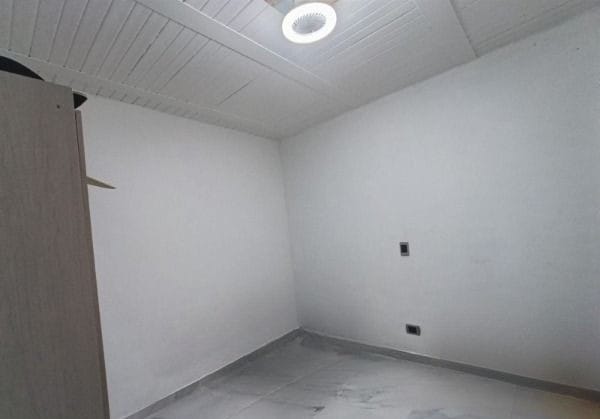 Casa de 5 alcobas en arriendo en Camino Verde, Envigado, 90 m² · foto 12 de 18