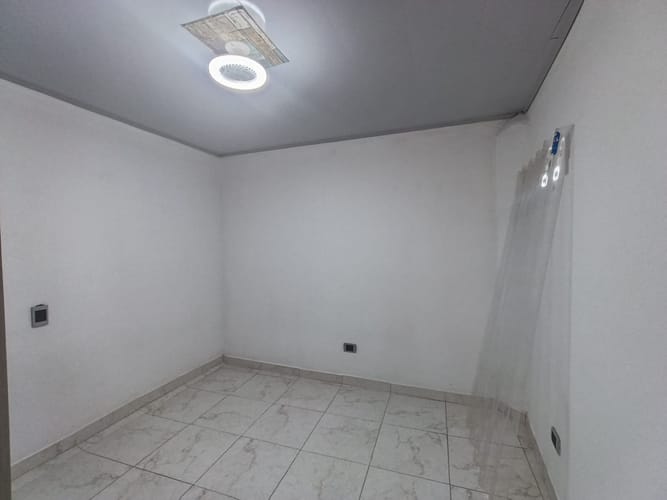 Casa de 5 alcobas en arriendo en Camino Verde, Envigado, 90 m² · foto 14 de 18