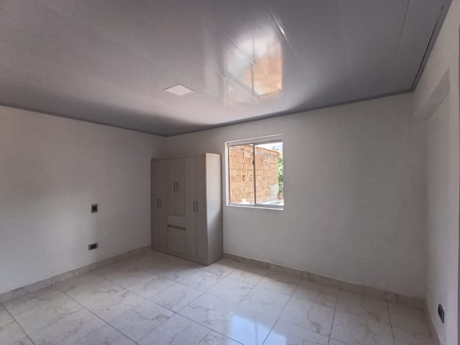 Casa de 5 alcobas en arriendo en Camino Verde, Envigado, 90 m² · foto 16 de 18