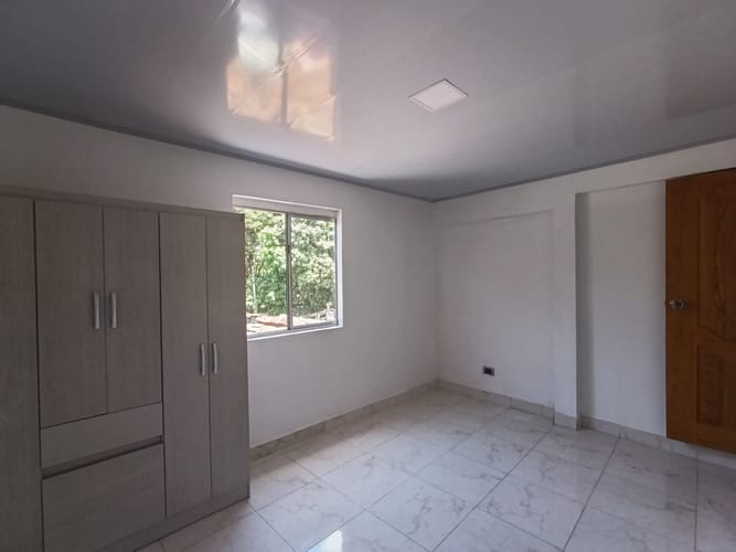 Casa de 5 alcobas en arriendo en Camino Verde, Envigado, 90 m² · foto 17 de 18
