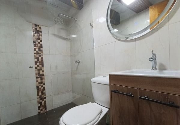 Casa de 5 alcobas en arriendo en Camino Verde, Envigado, 90 m² · foto 18 de 18