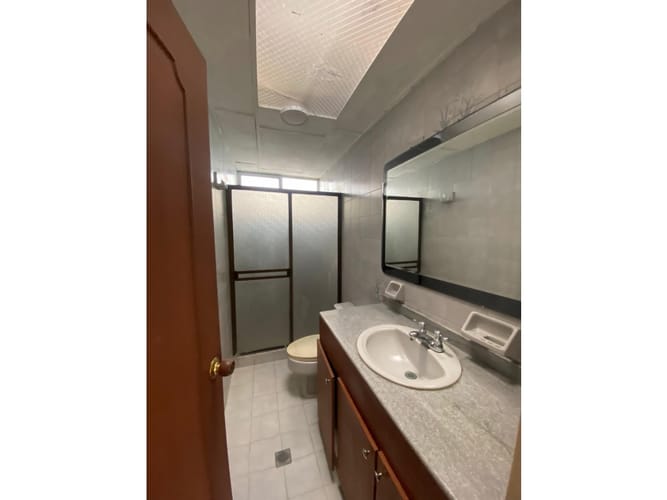 Apartamento de 4 alcobas en venta en Versalles, Cali, 96 m² · foto 8 de 23