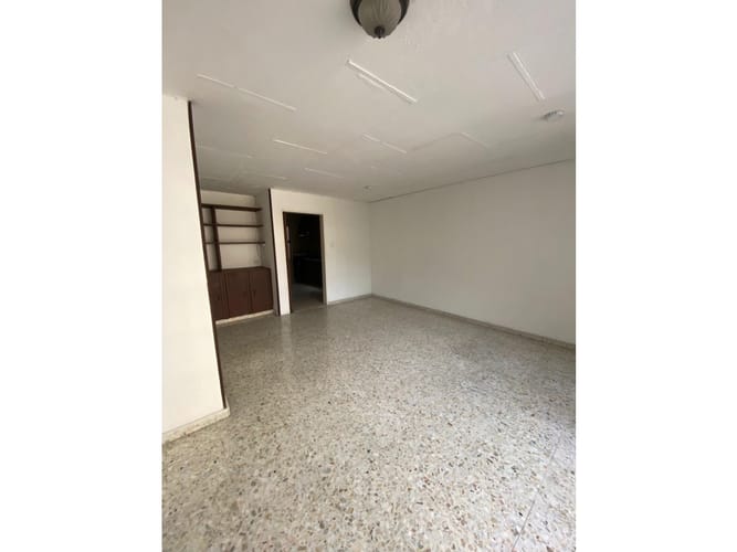 Apartamento de 4 alcobas en venta en Versalles, Cali, 96 m² · foto 9 de 23