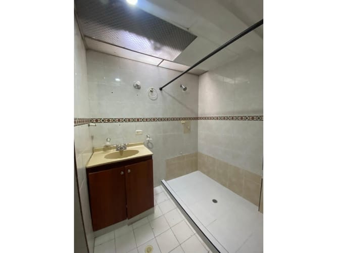 Apartamento de 4 alcobas en venta en Versalles, Cali, 96 m² · foto 15 de 23