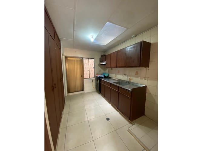 Apartamento de 4 alcobas en venta en Versalles, Cali, 96 m² · foto 18 de 23