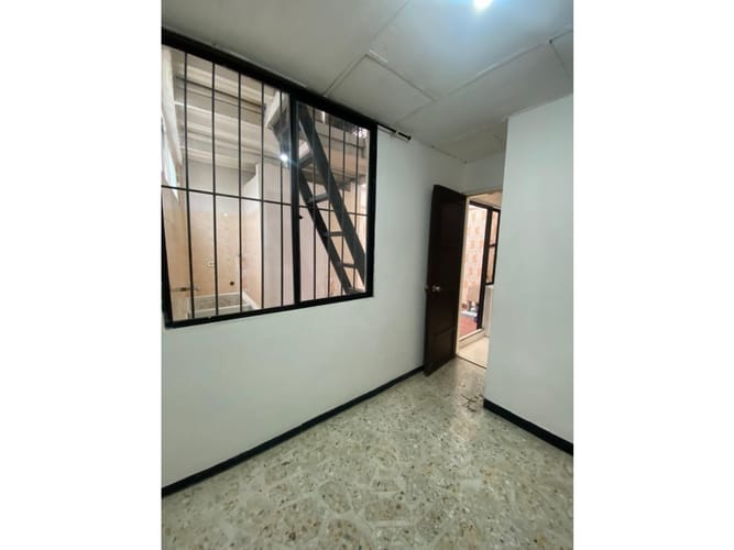 Apartamento de 4 alcobas en venta en Versalles, Cali, 96 m² · foto 19 de 23