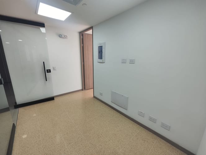 Consultorio en arriendo en Vía Las Palmas, Medellín, 36 m² · foto 5 de 8