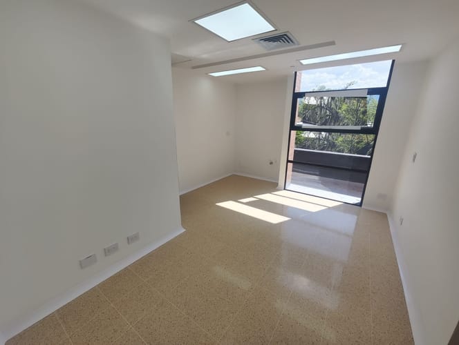 Consultorio en arriendo en Vía Las Palmas, Medellín, 36 m² · foto 2 de 8