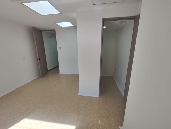 Consultorio en arriendo en Vía Las Palmas, Medellín, 36 m² · foto 5 de 8