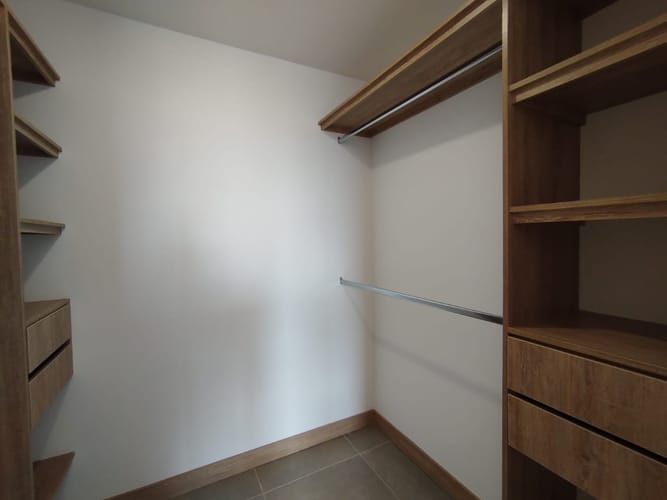 Apartamento de 3 alcobas en arriendo en Centro, Rionegro, 89 m² · foto 12 de 14