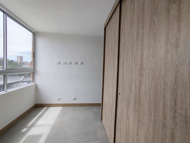 Apartamento de 3 alcobas en arriendo en Centro, Rionegro, 89 m² · foto 13 de 14