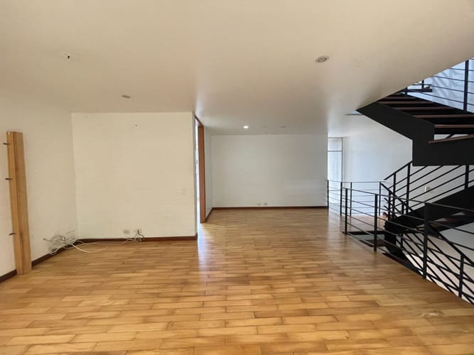 Casa de 3 alcobas en venta en Altos Del Poblado, Medellín, 183 m² · foto 3 de 20