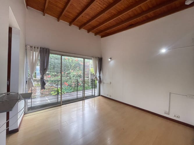 Casa de 3 alcobas en venta en Altos Del Poblado, Medellín, 183 m² · foto 8 de 20