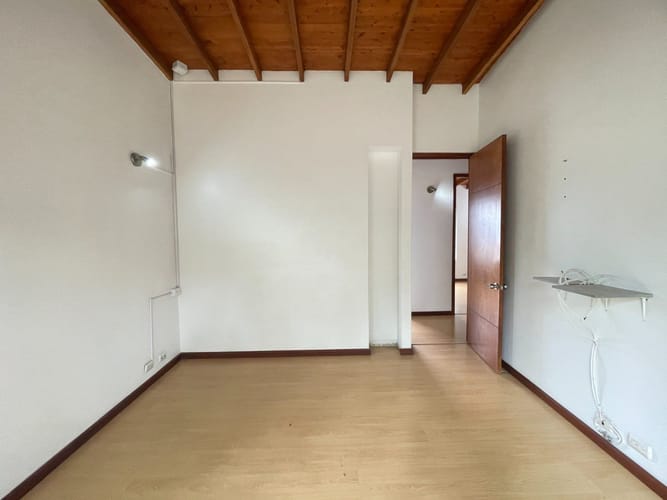 Casa de 3 alcobas en venta en Altos Del Poblado, Medellín, 183 m² · foto 11 de 20