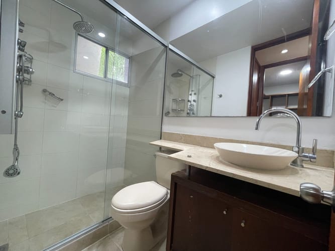 Casa de 3 alcobas en venta en Altos Del Poblado, Medellín, 183 m² · foto 13 de 20