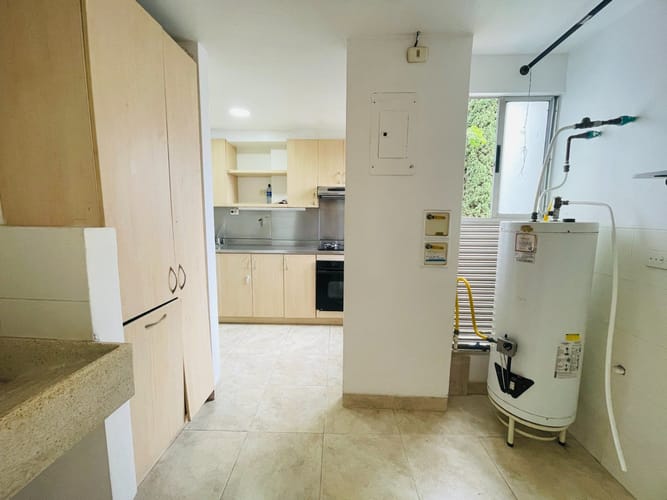 Casa de 3 alcobas en venta en Altos Del Poblado, Medellín, 183 m² · foto 17 de 20