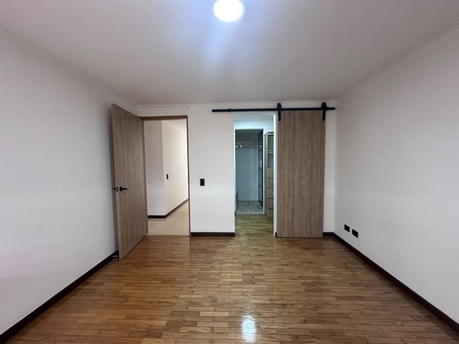 Apartamento de 3 alcobas en arriendo en El Poblado, Medellín, 86 m² · foto 12 de 16