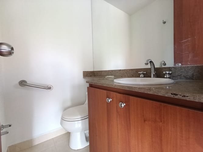 Apartamento de 1 alcoba en arriendo en El Poblado, Medellín, 67 m² · foto 9 de 12