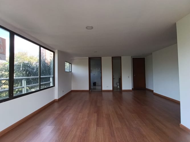 Apartamento de 1 alcoba en arriendo en El Poblado, Medellín, 67 m² · foto 10 de 12