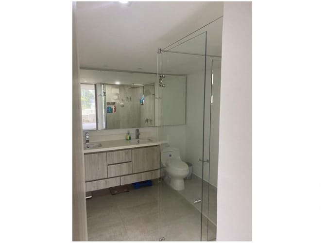 Apartamento de 3 alcobas en venta en Los Balsos, Medellín, 250 m² · foto 5 de 15