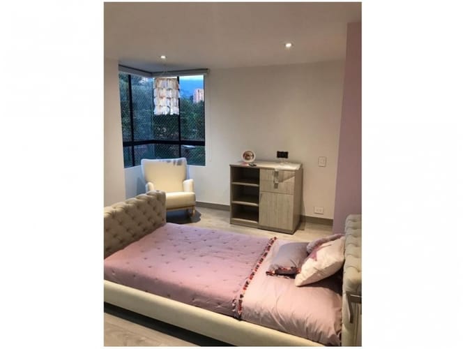 Apartamento de 3 alcobas en venta en Los Balsos, Medellín, 250 m² · foto 10 de 15